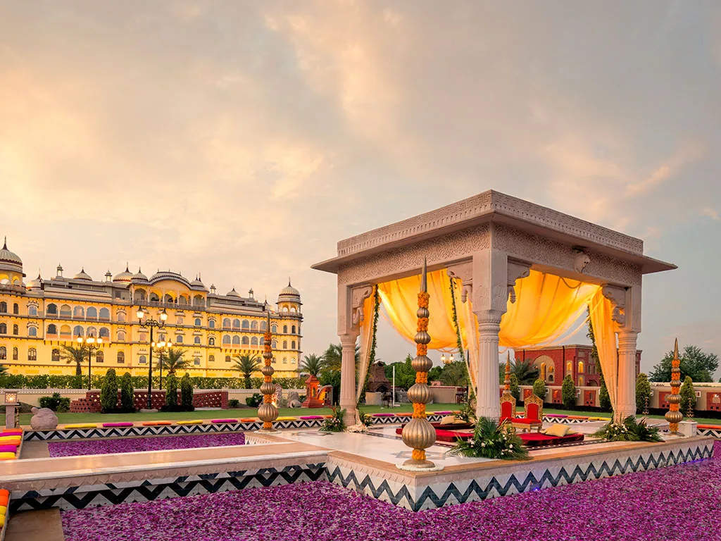 01 Night Luxury Stay in Noormahal